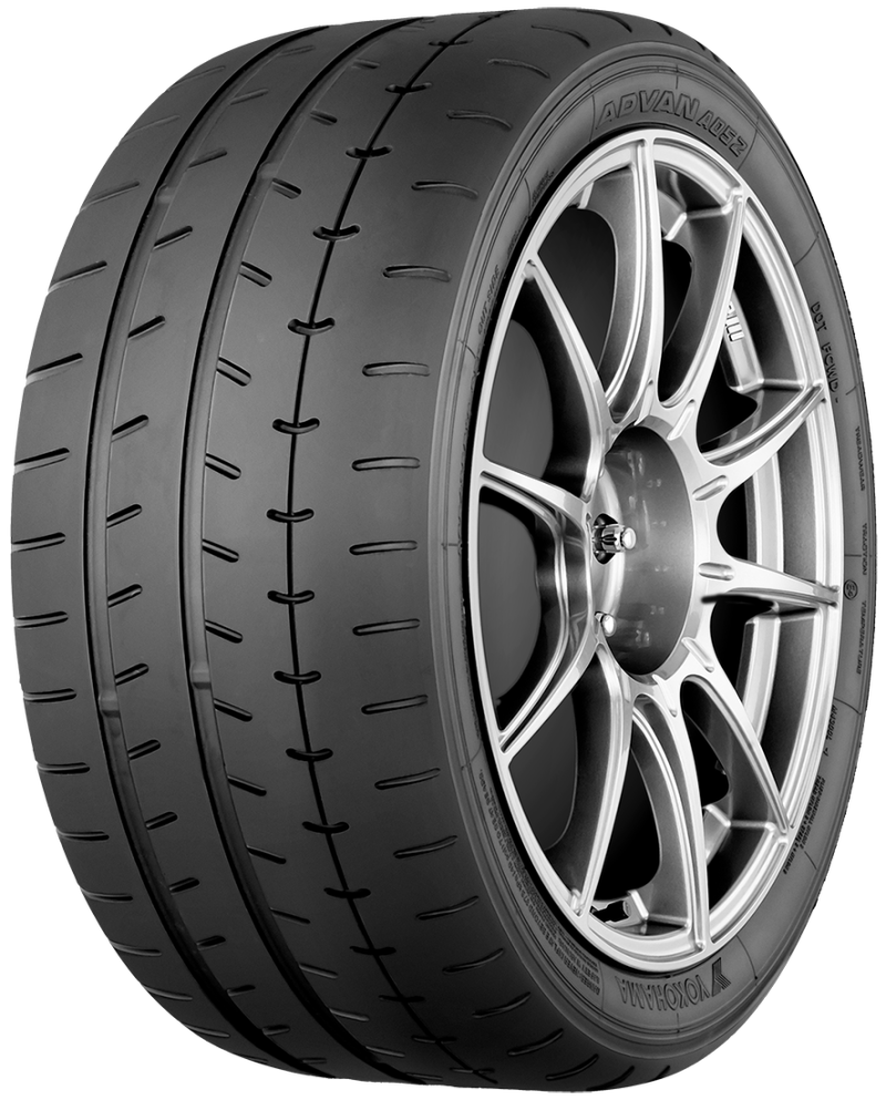 Yokohama Advan A052 Tire – 215/40R17 87W