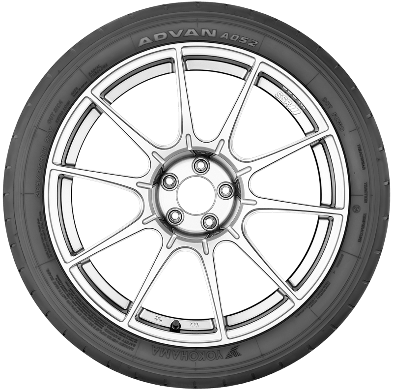 Yokohama Advan A052 Tire – 245/40R17 95W